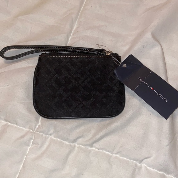 Accessories - Mini wristlet